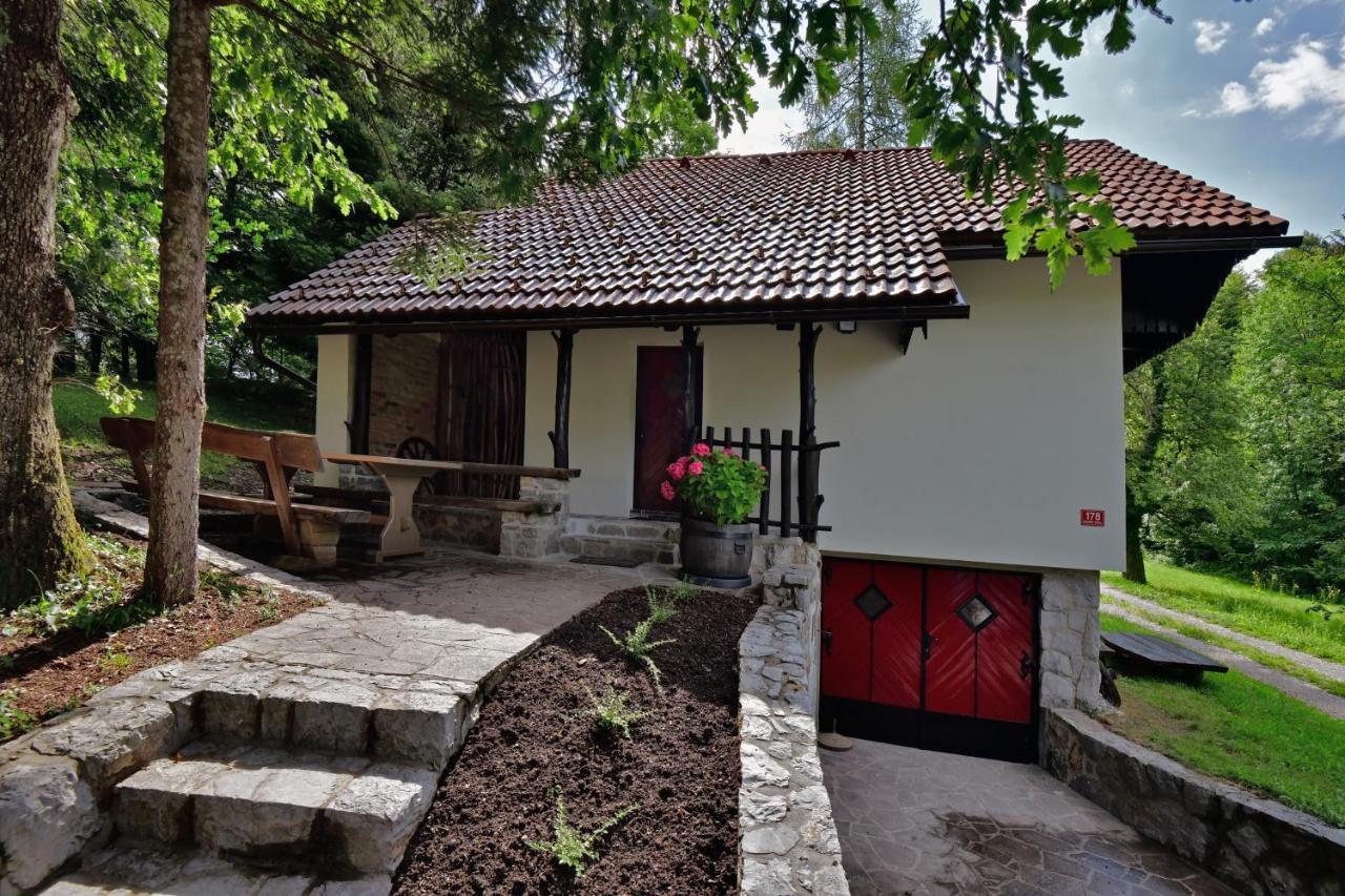 فيلا Forest House فورنيكا المظهر الخارجي الصورة